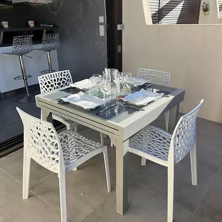 2 Couchages Cap D'agde Naturisme Cn020-022